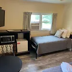 Colton Point Motel