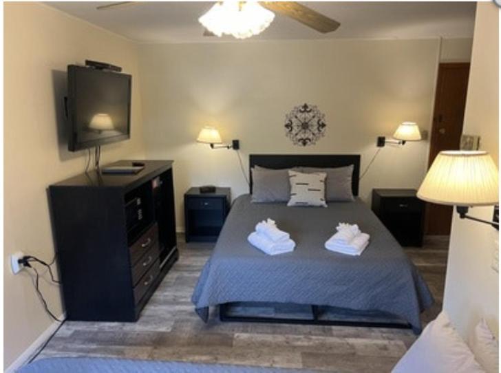 Colton Point Motel
